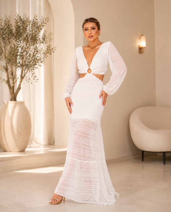 Vestido em Tela com Manga Longa
