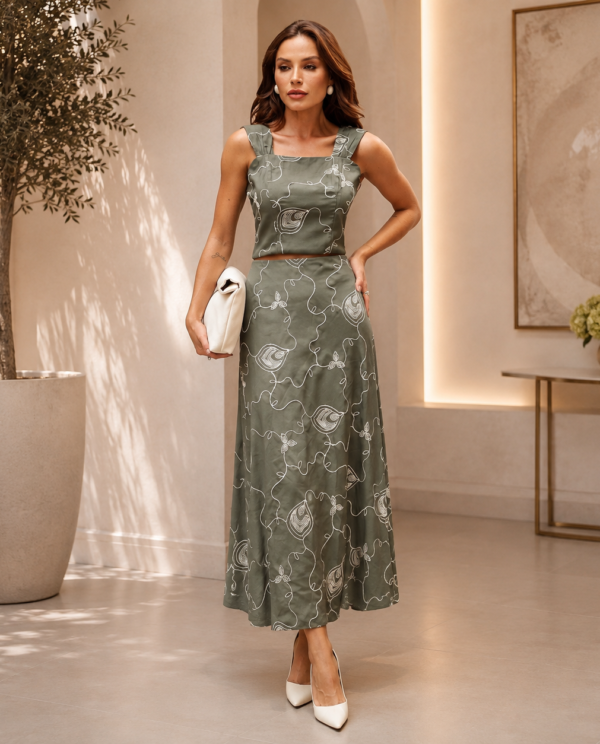 Conjunto Alfaiataria Saia Midi Twill Rayon