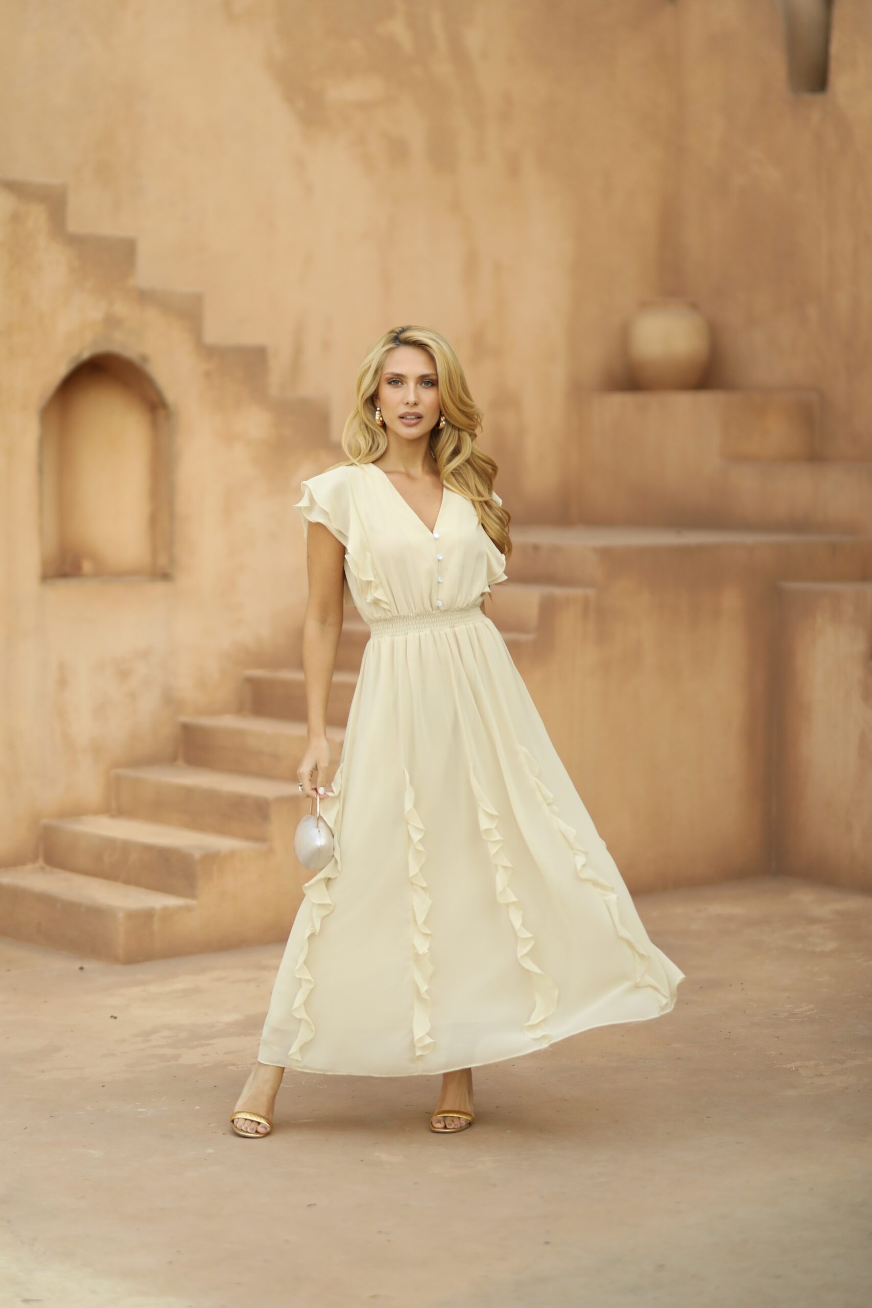 Vestido Midi Chiffon com Babados