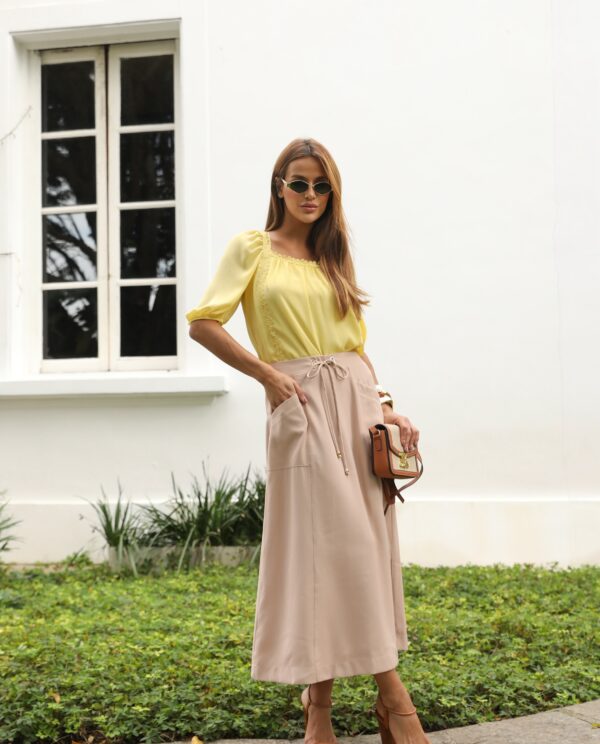 Saia Mídi Alfaiataria com Bolso Frontal