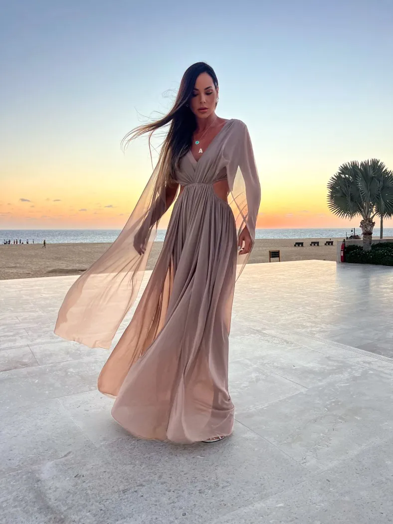 Vestido Longo em Tule Decote V - Imagem 6