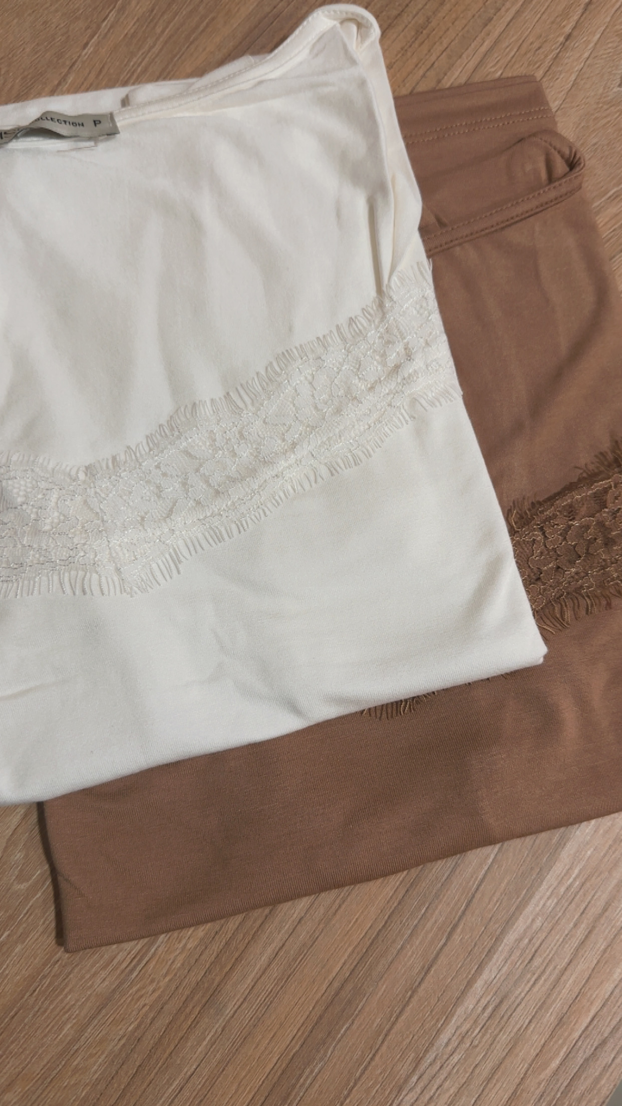 Blusa de Malha Viscose com Renda - Imagem 5