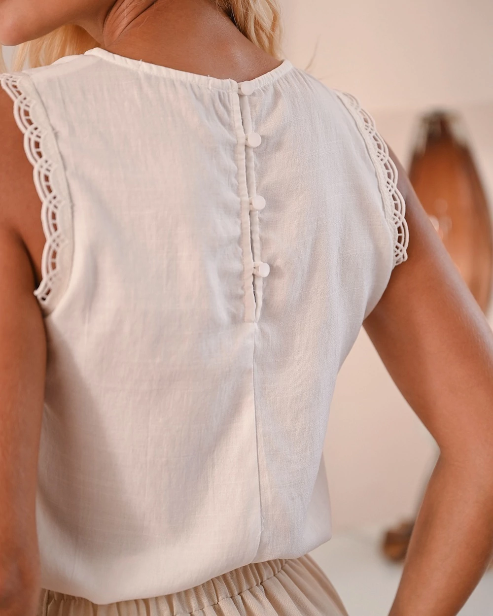 Blusa Regata com Renda na Manga - Imagem 4