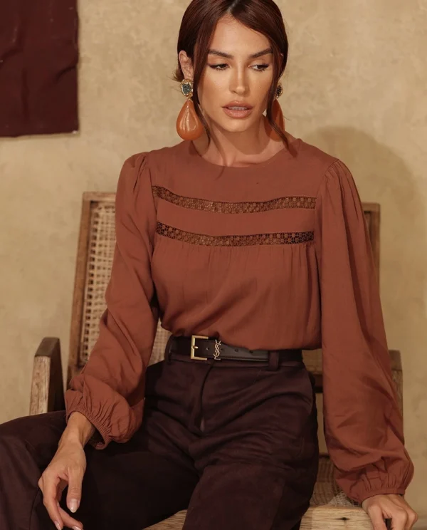 Blusa Viscolinho Manga Longa Renda
